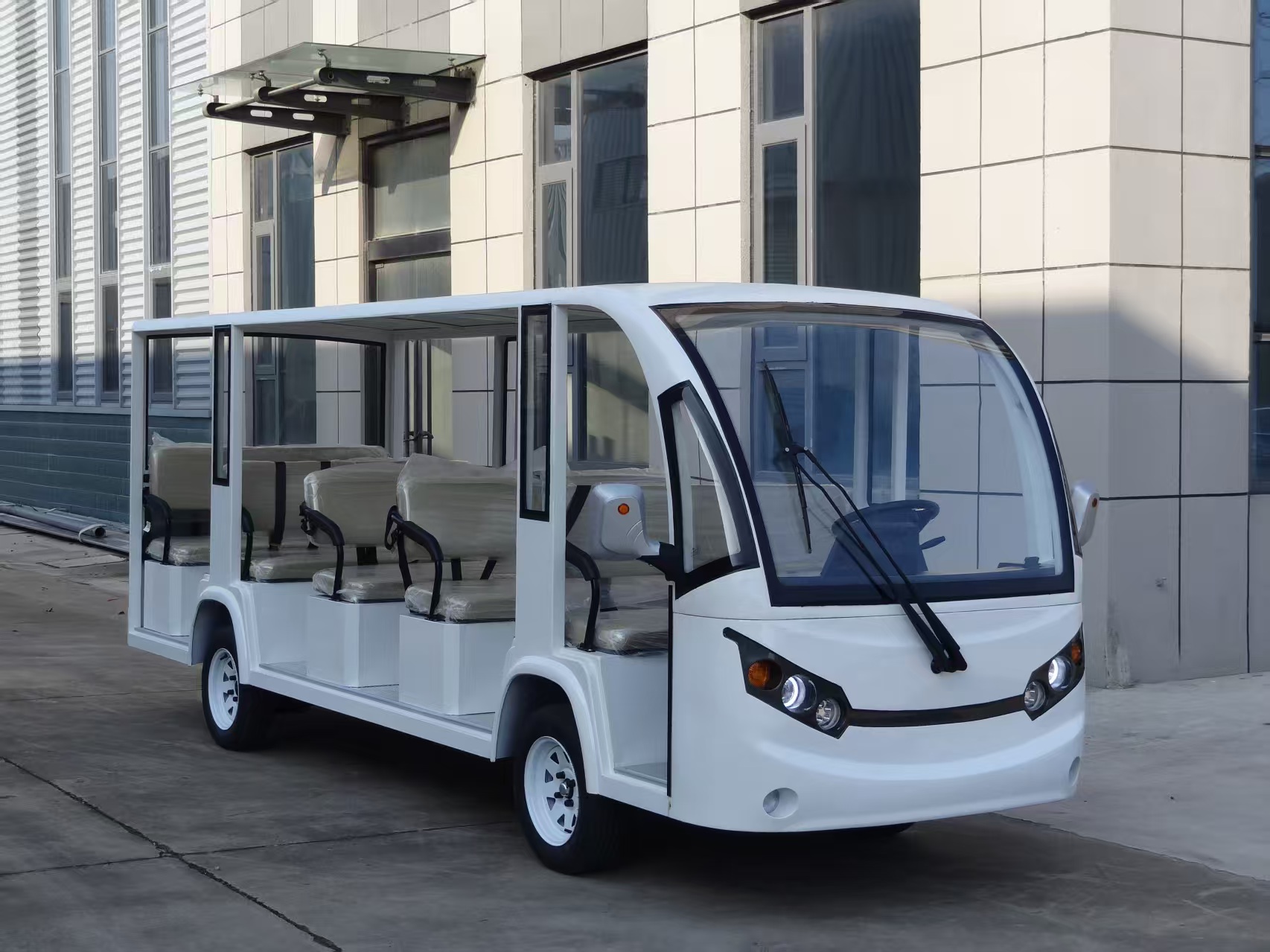 14座电动观光车